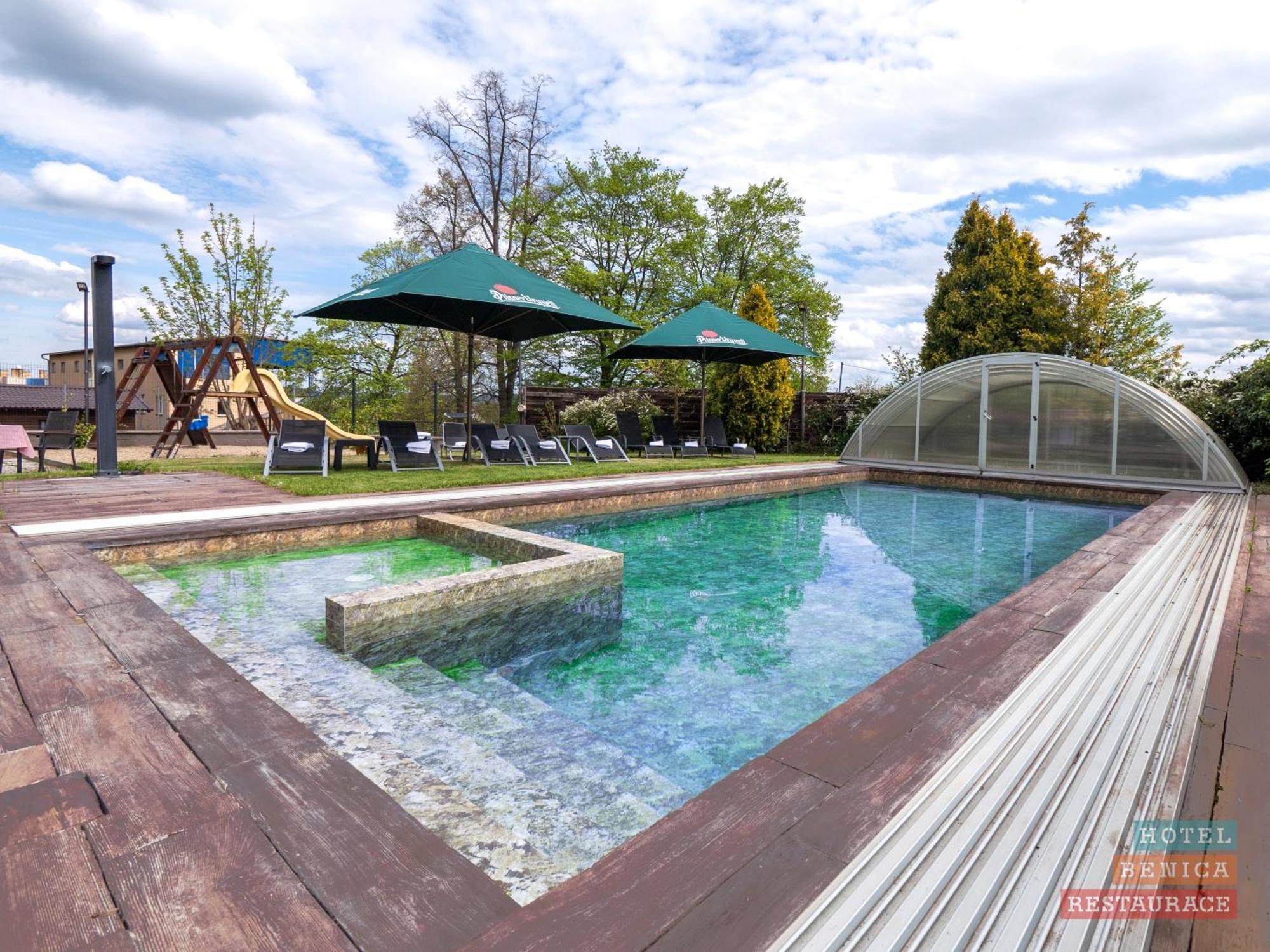 Hotel Benica Benesov  Εξωτερικό φωτογραφία