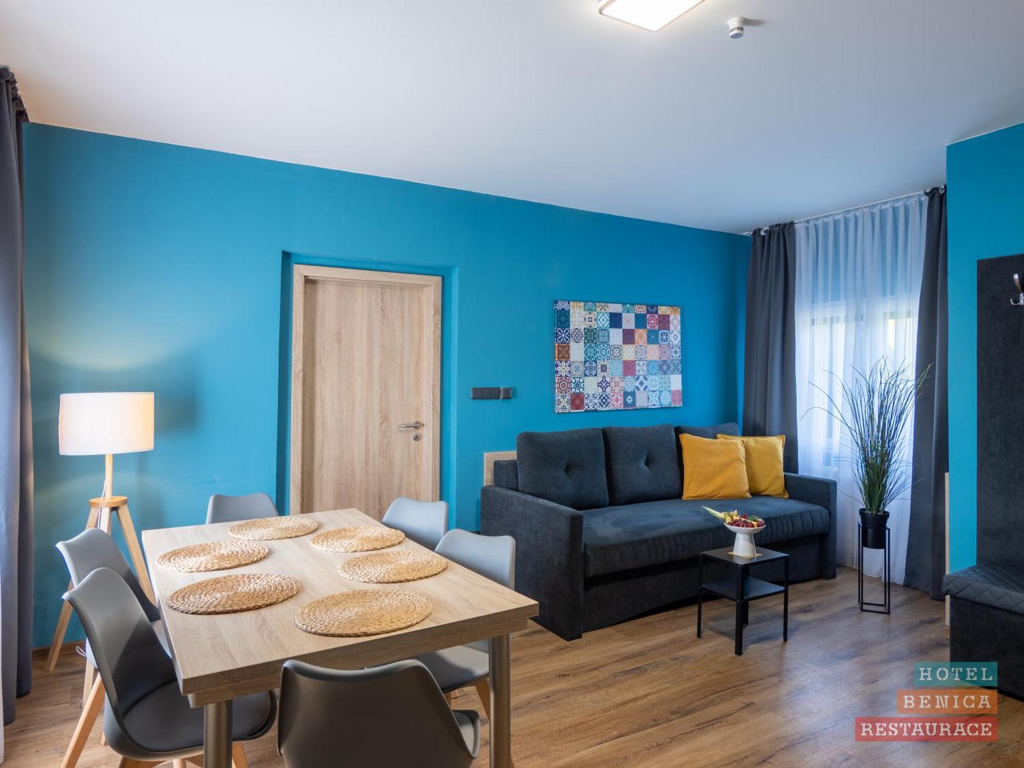 Hotel Benica Benesov  Εξωτερικό φωτογραφία