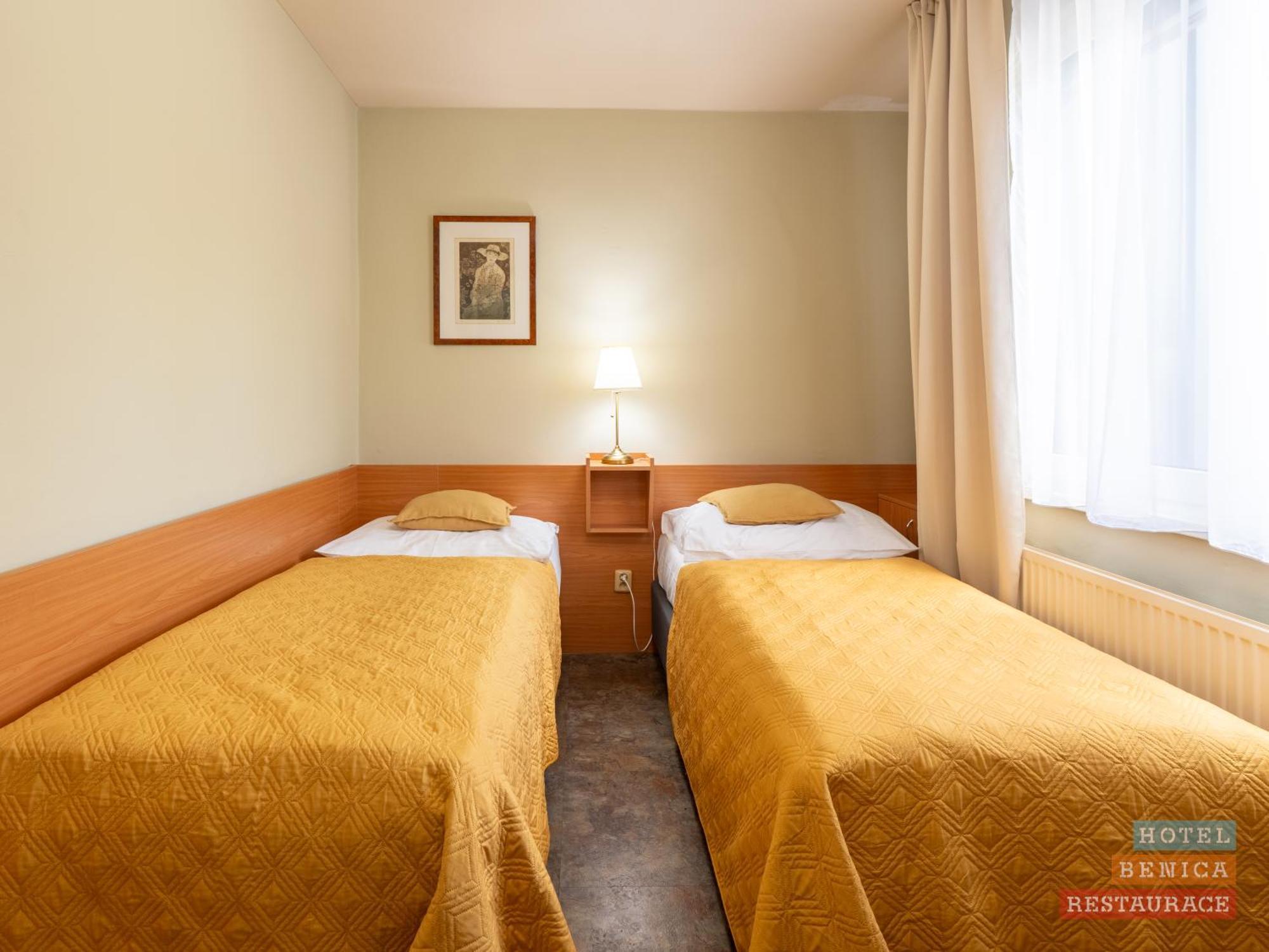 Hotel Benica Benesov  Εξωτερικό φωτογραφία