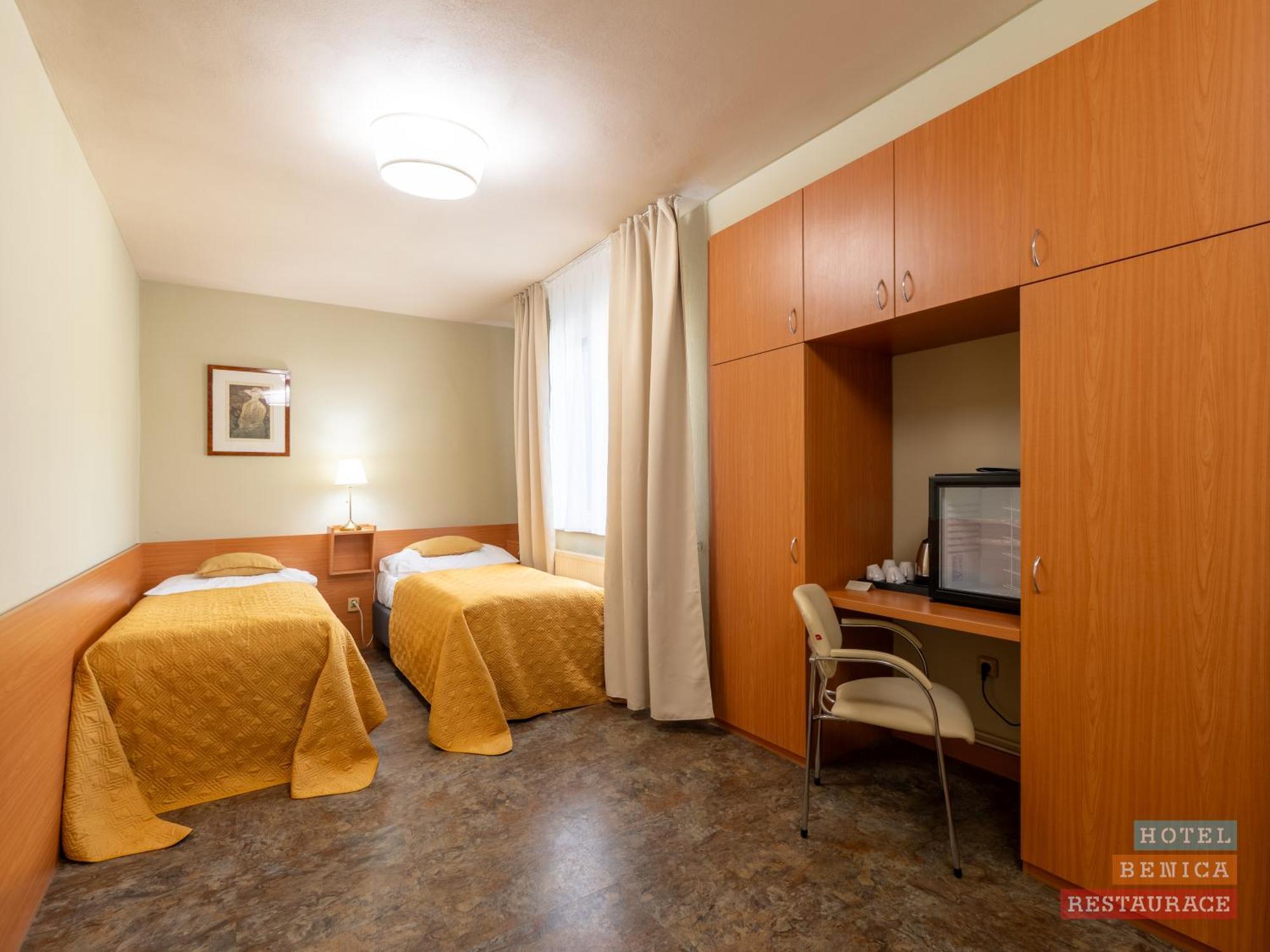 Hotel Benica Benesov  Εξωτερικό φωτογραφία